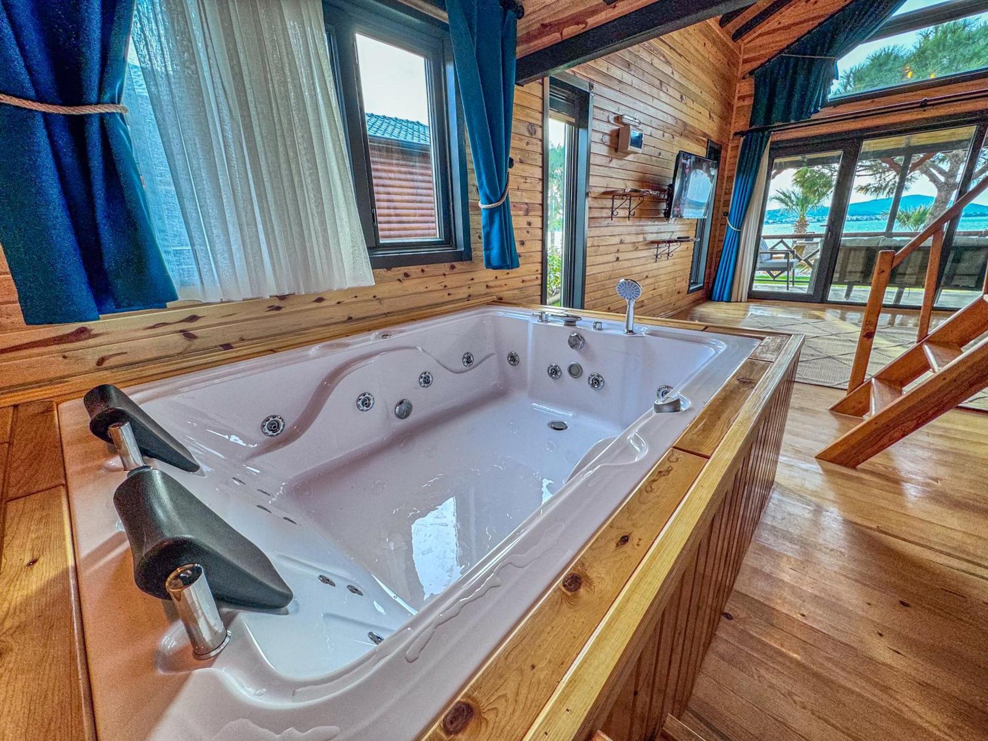 Tringo Bungalov Ayvalik Exterior foto