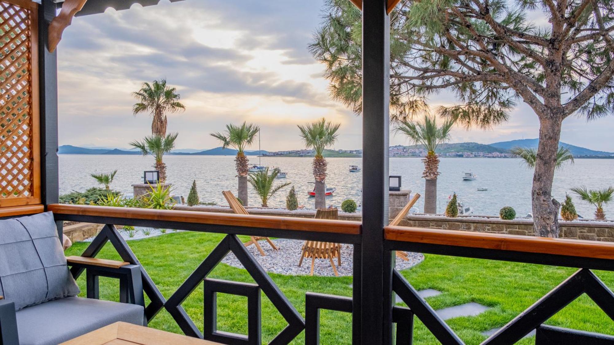 Tringo Bungalov Ayvalik Exterior foto